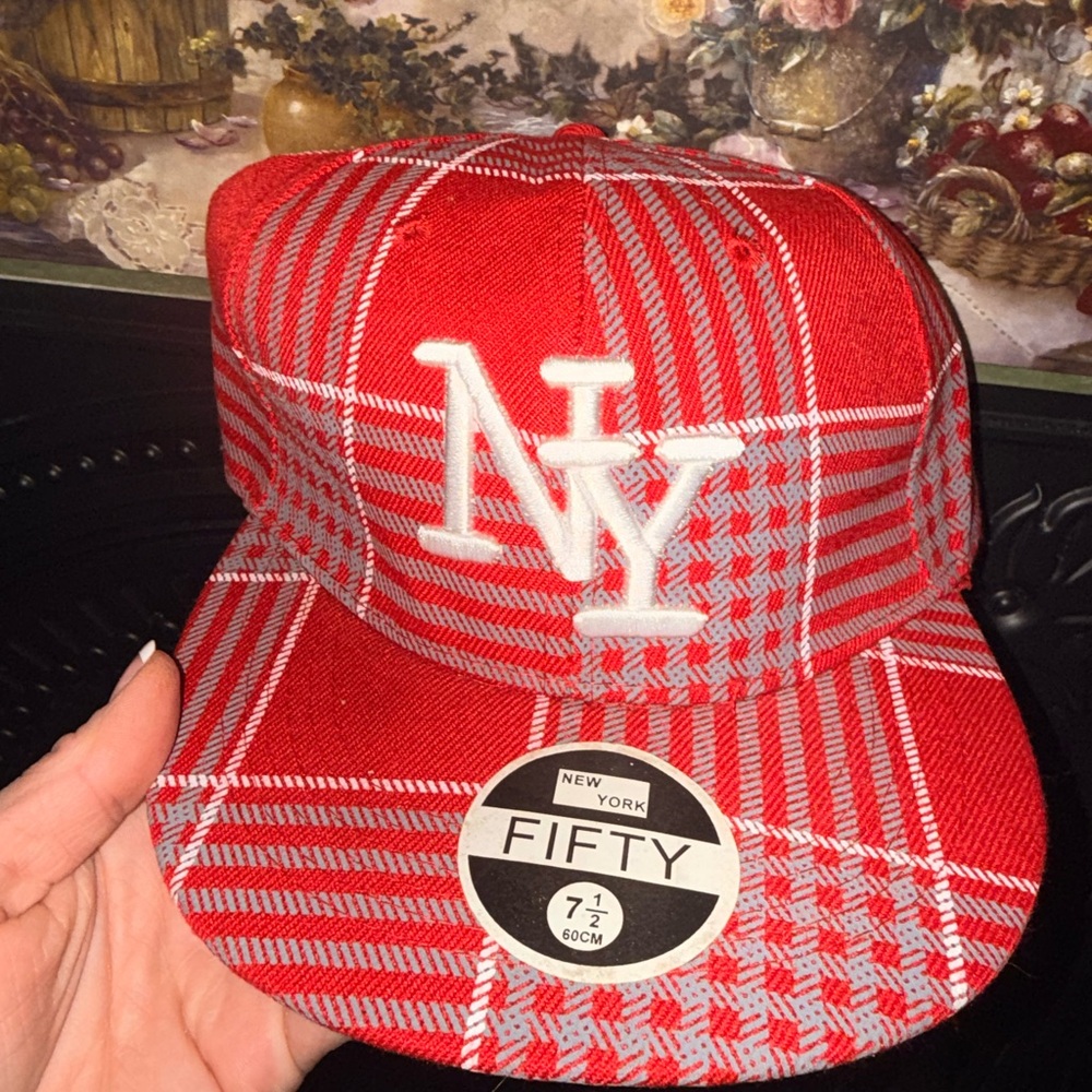 Vintage Red ,Grey Plaid NY Cap - Picture 8 of 8